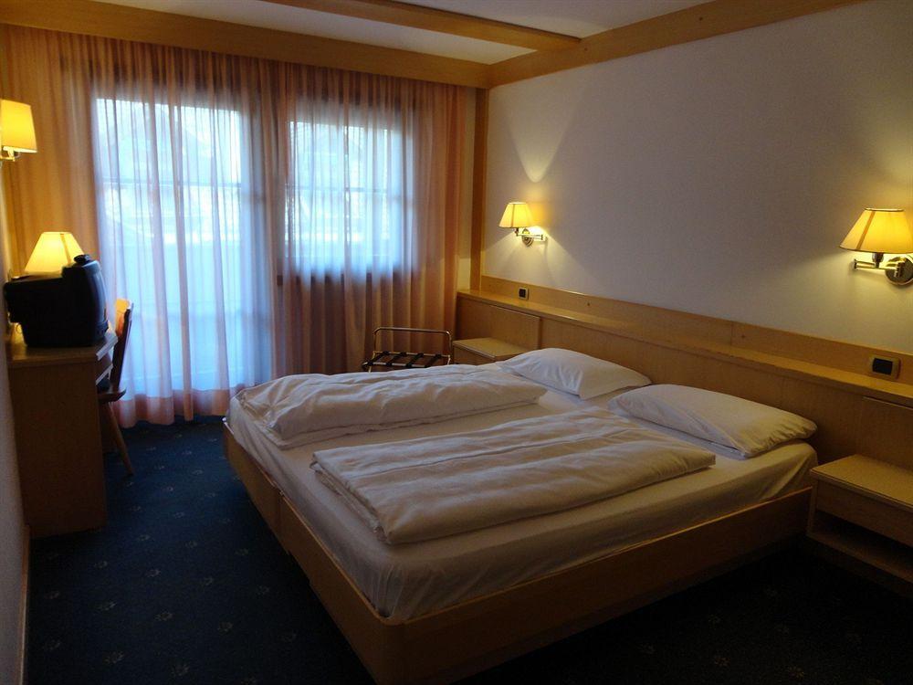Garni Aritz Hotel 4*